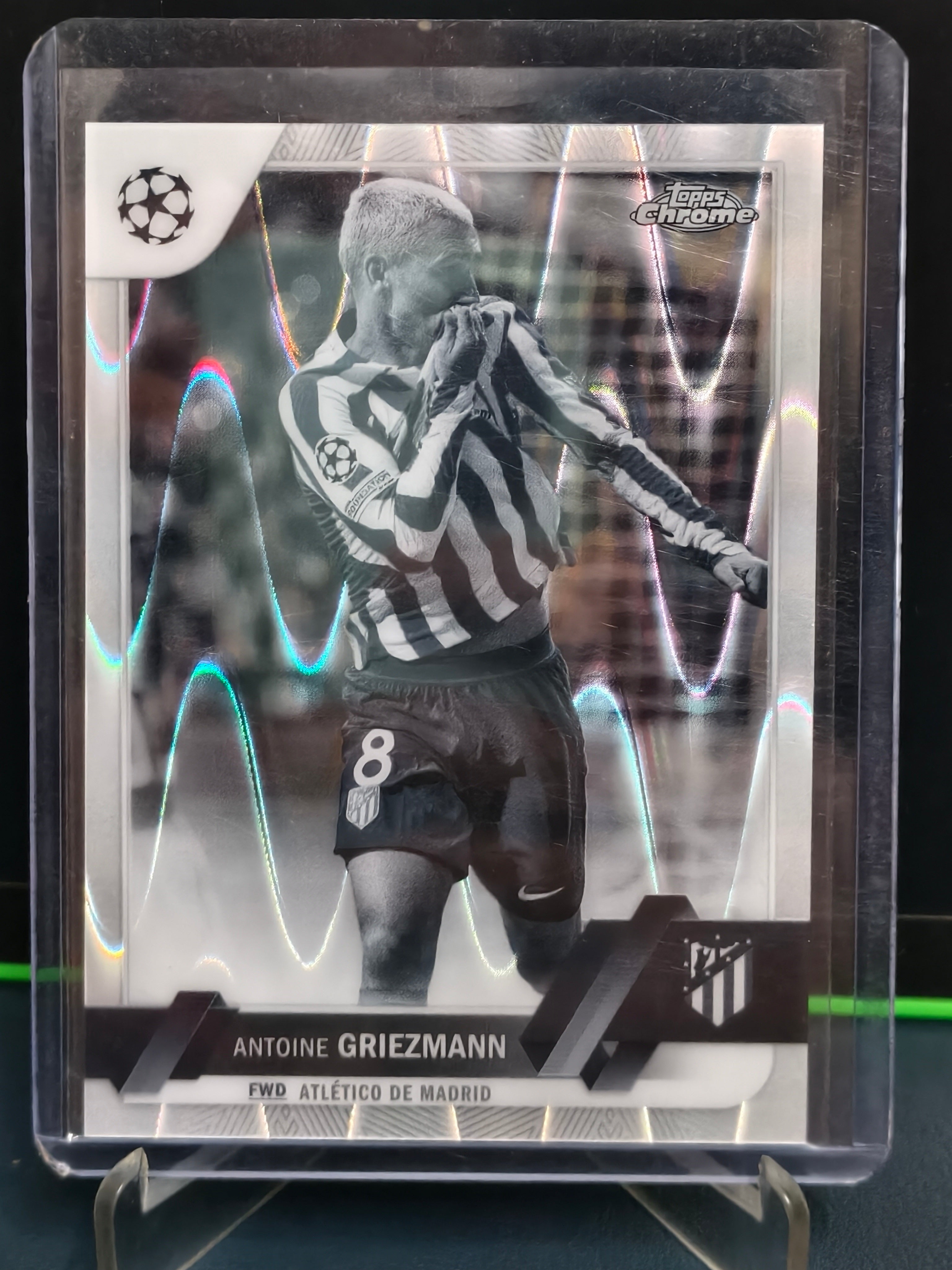 Antoine Griezmann - B&W Raywave Card - Topps Chrome UCC 22-23