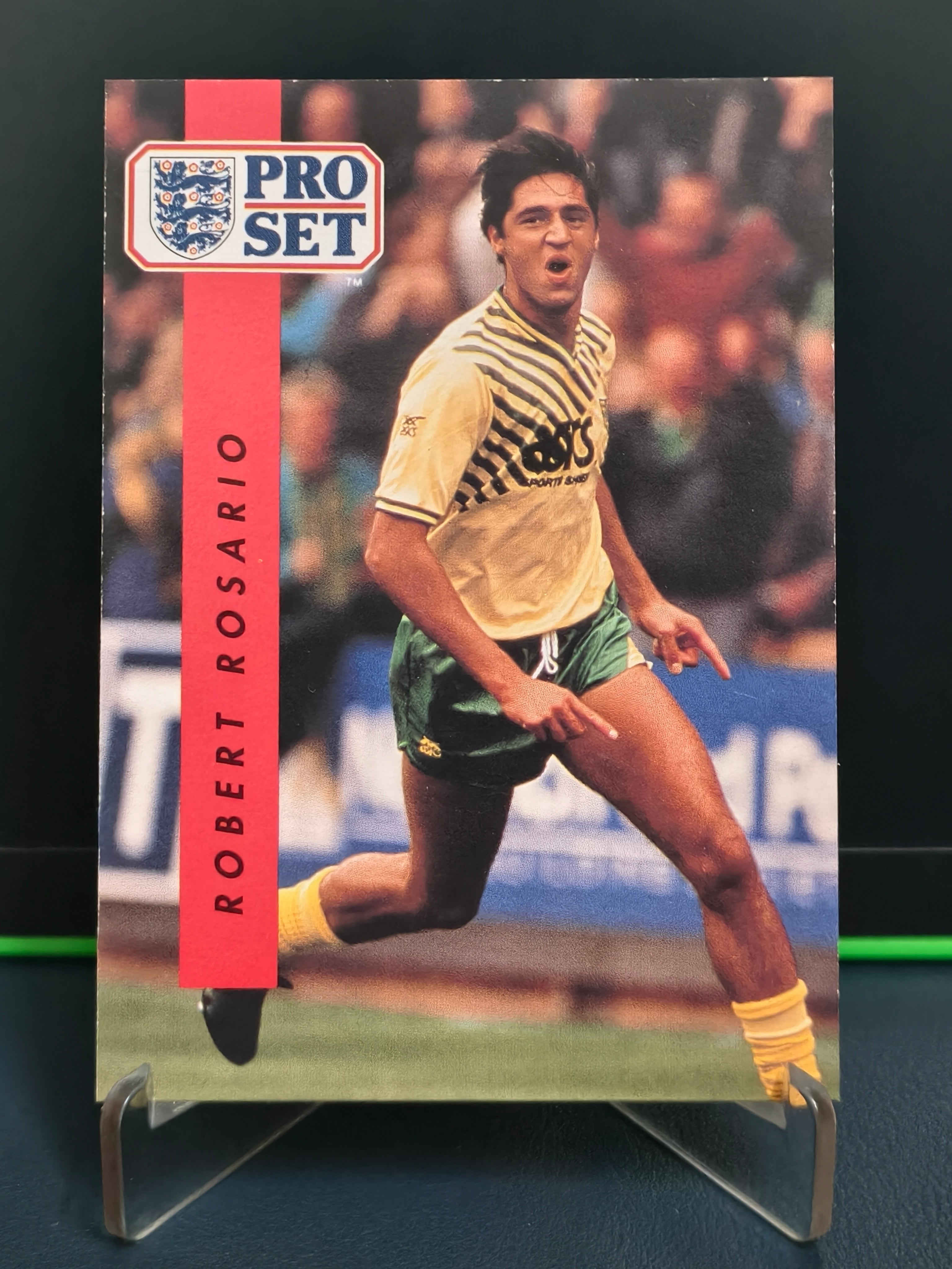 Robert Rosario - Base Card - Pro Set English Football 90-91