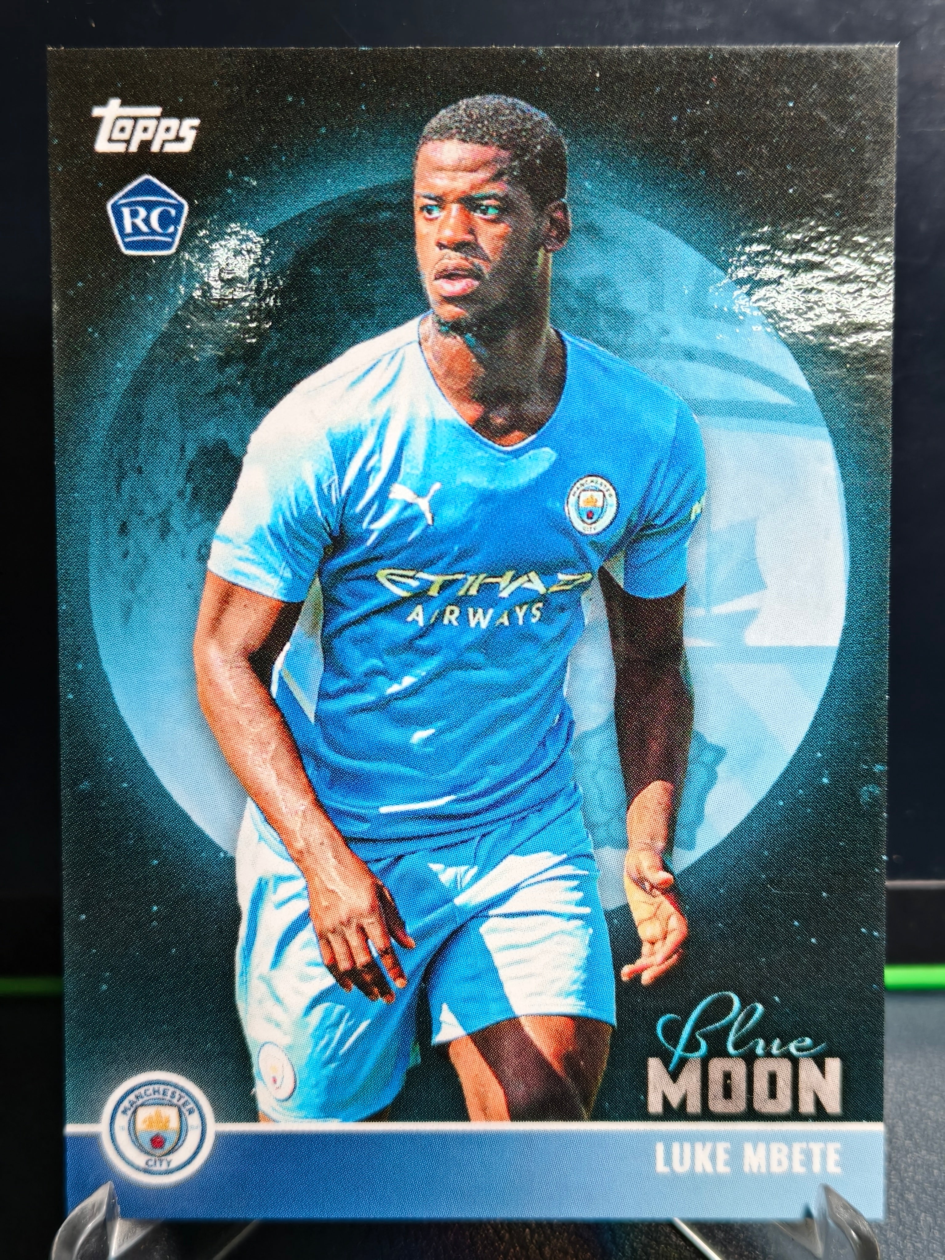 Luke Mbete - Blue Moon Card - Topps Manchester City Team Set 21-22
