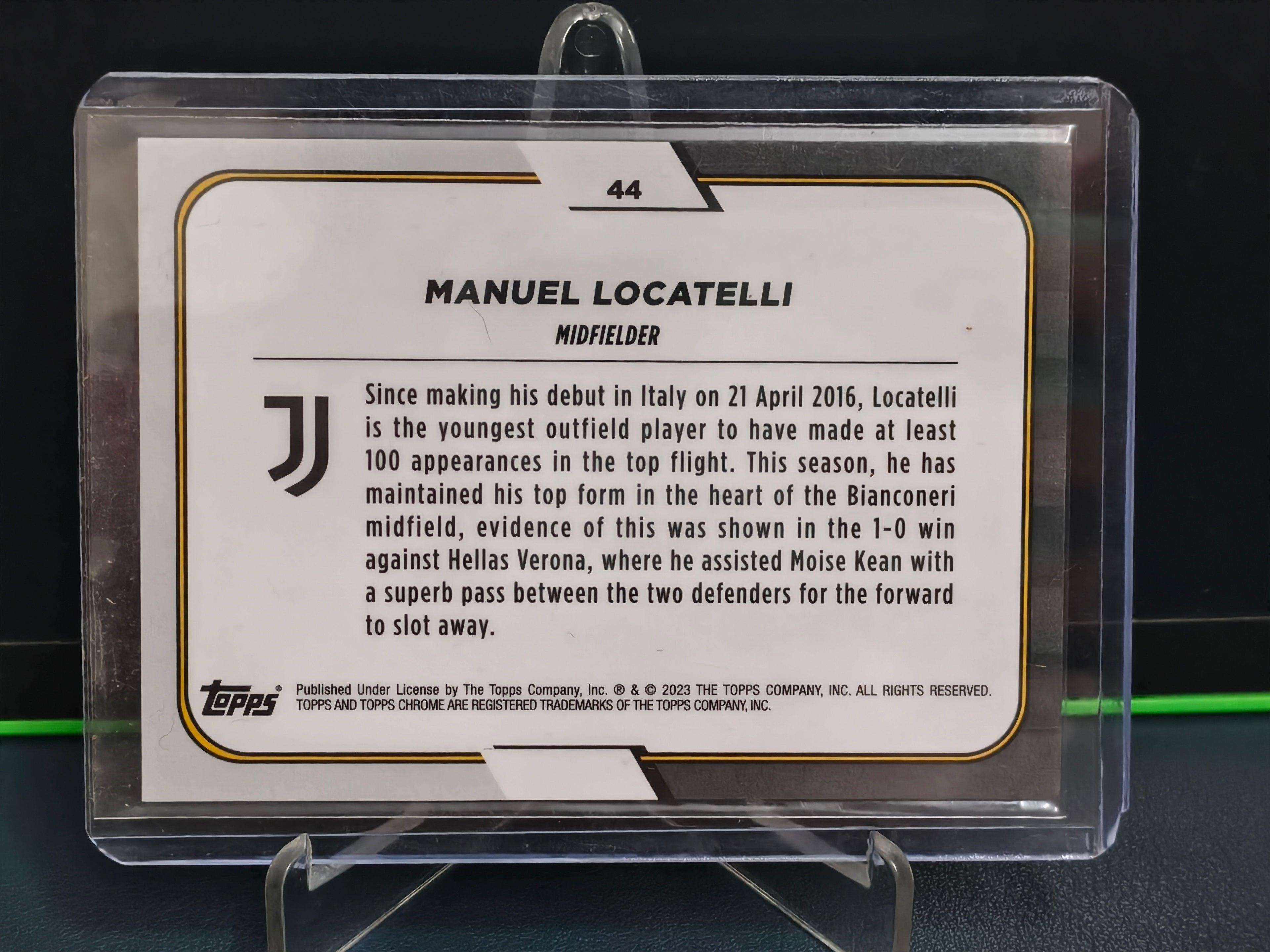 Manuel Locatelli - 22/75 Card - Topps Juventus Chrome 22-23
