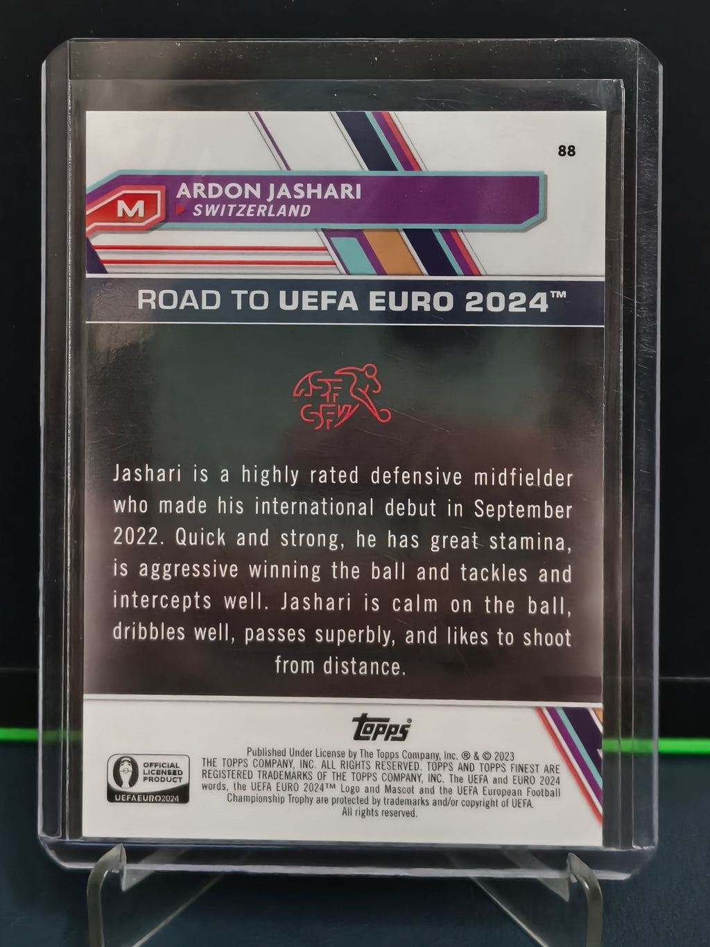Ardon Jashari - 10/99 Card - Topps Finest Road to UEFA Euro 2024