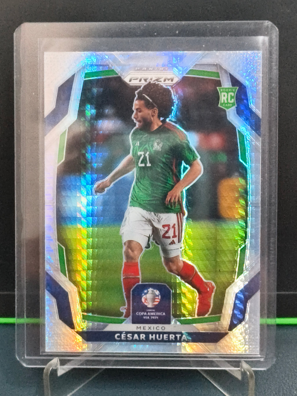 Cesar Huerta - Hyper Card - Panini Prizm Copa America 2024