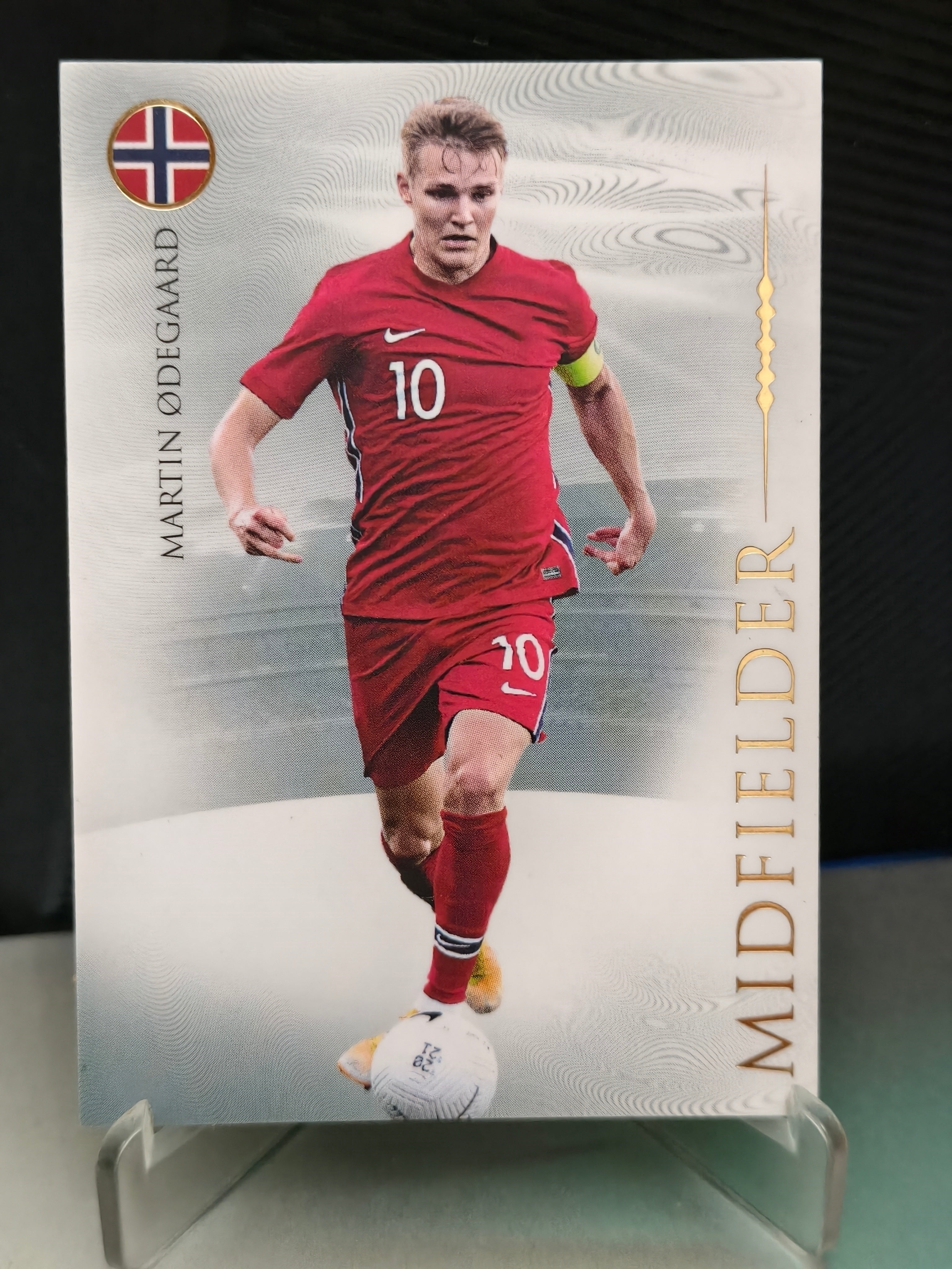 Martin Odegaard - Base Card - Futera Unique 2023