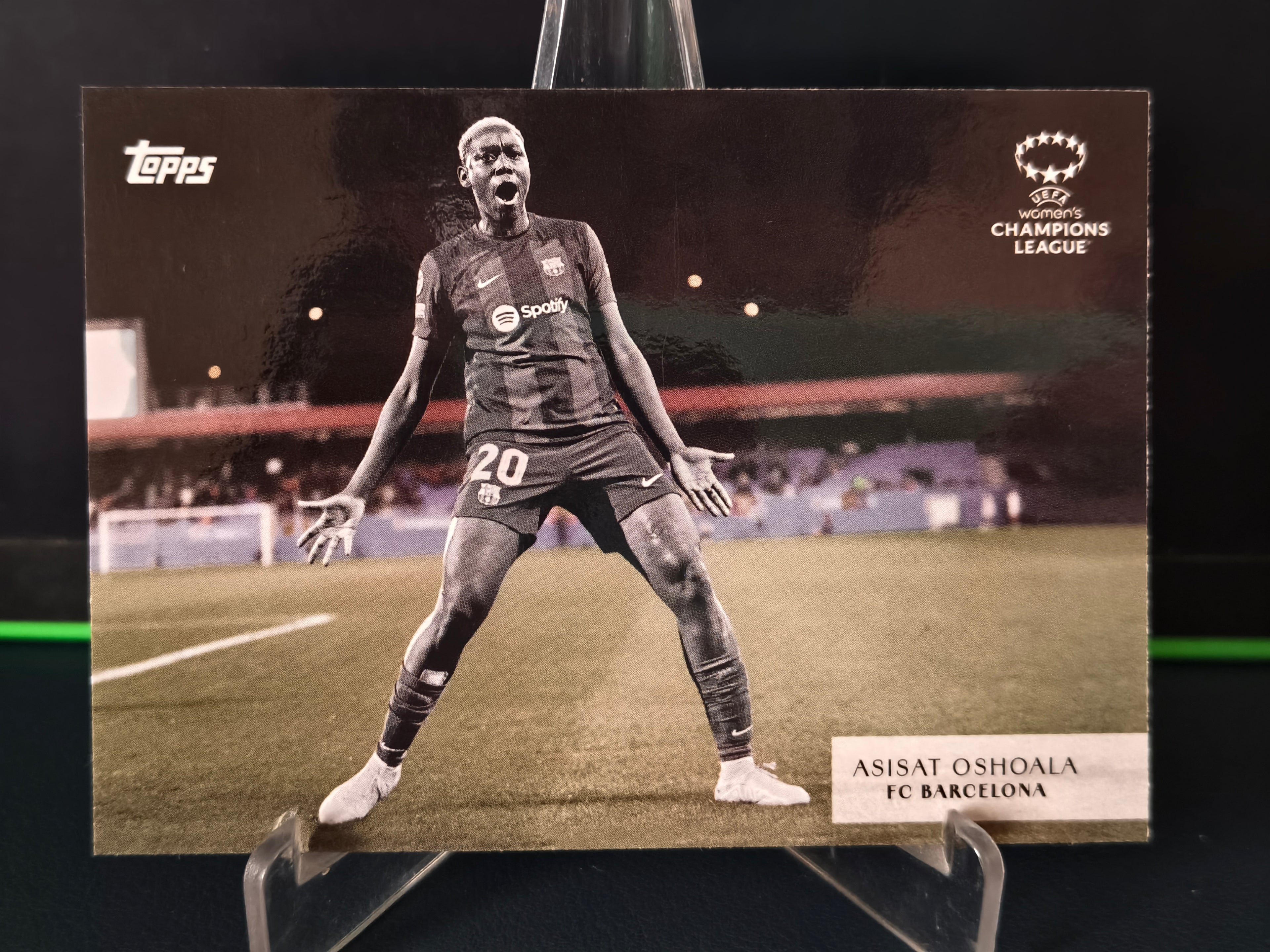 Asisat Oshoala - Base Card - Topps Simplicidad 23-24